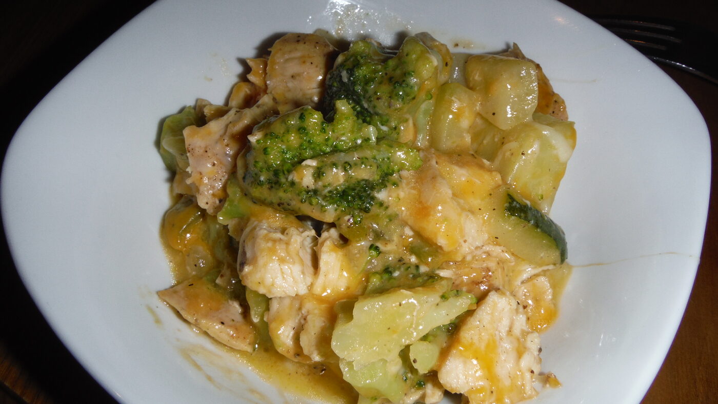 Low Carb Cheesy Chicken & Veggies!