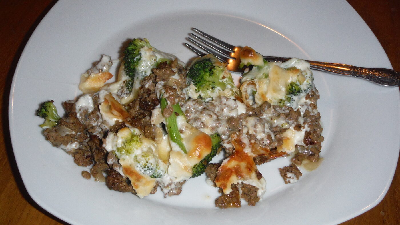 Beef & Broccoli Alfredo!